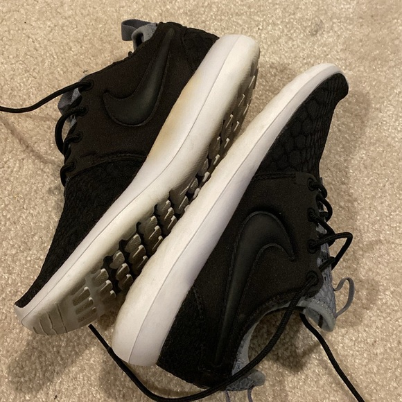 Nike sneaker - Picture 2 of 6